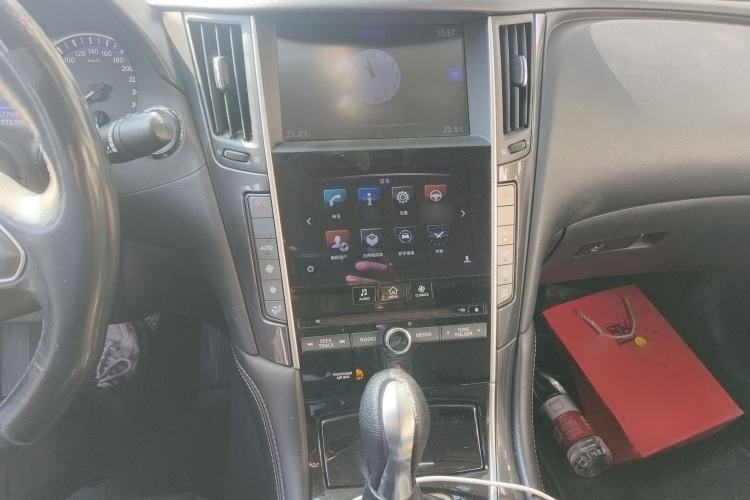Used Infiniti Q50L 2016 2.0T Comfort Edition Audio And AC Panel