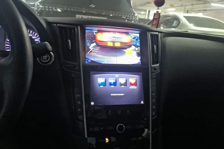 Used Infiniti Q50L 2016 2.0T Comfort Edition Audio And AC Panel