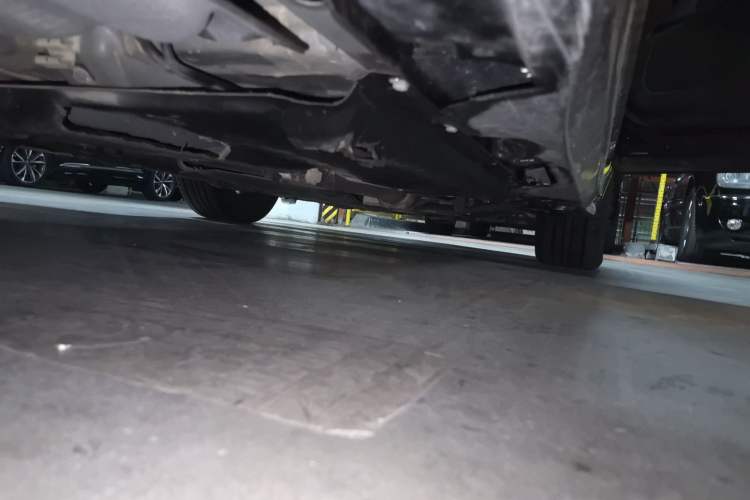 Used Infiniti Q50L 2016 2.0T Comfort Edition Chassis Rear Right