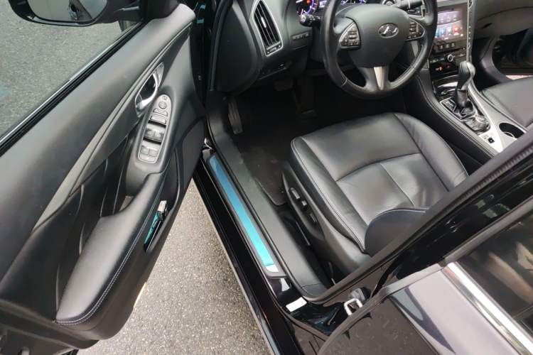 Used Infiniti Q50L 2016 2.0T Enjoyment Edition Driver Seat