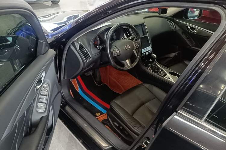 Used Infiniti Q50L 2016 2.0T Enjoyment Edition Driver Seat