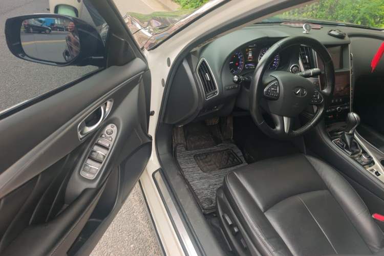 Used Infiniti Q50L 2016 2.0T Enjoyment Edition Driver Seat