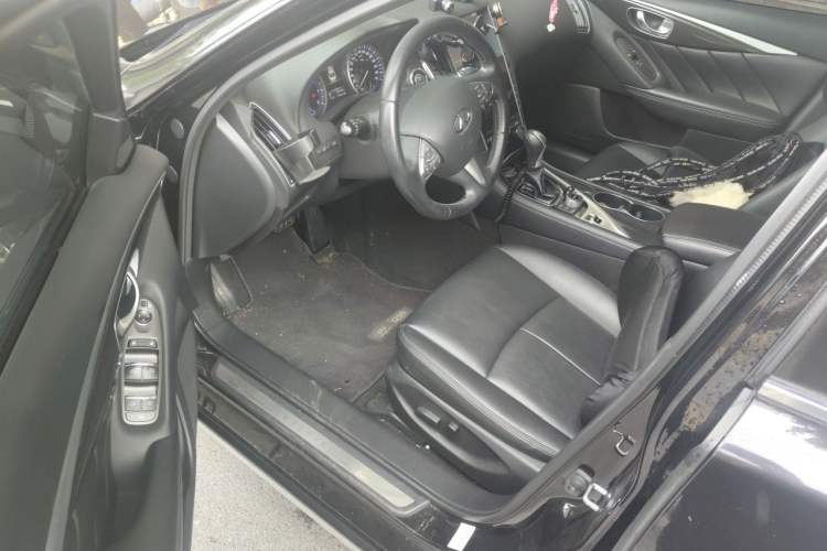 Used Infiniti Q50L 2016 2.0T Comfort Edition Driver Seat