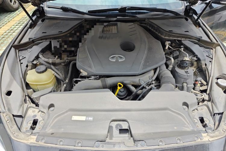 Used Infiniti Q50L 2016 2.0T Enjoyment Edition Engine Bay