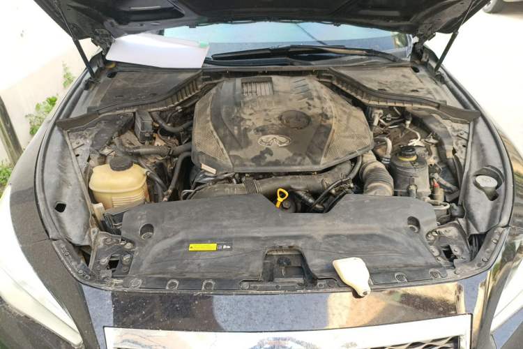 Used Infiniti Q50L 2016 2.0T Comfort Edition Engine Bay