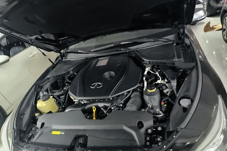 Used Infiniti Q50L 2016 2.0T Comfort Edition Engine Bay