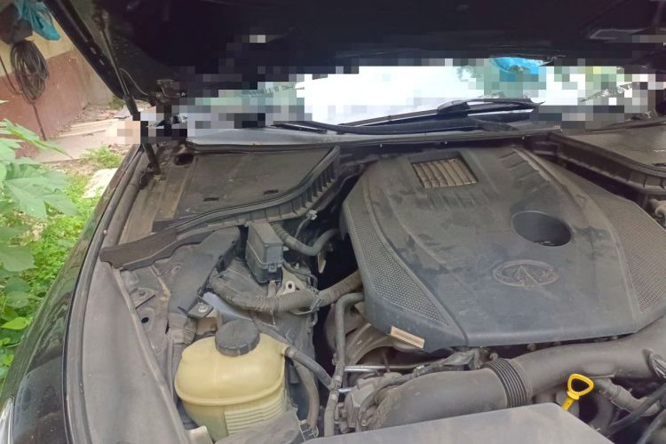 Used Infiniti Q50L 2016 2.0T Enjoyment Edition Engine Bay Right