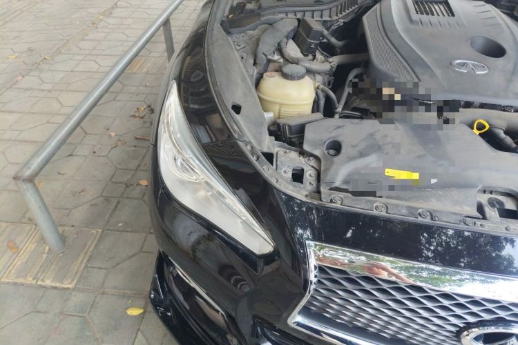 Used Infiniti Q50L 2016 2.0T Comfort Edition Engine Bay Right