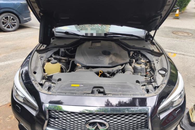 Used Infiniti Q50L 2016 2.0T Luxury Edition Engine Bay