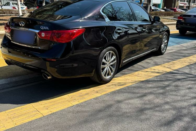 Used Infiniti Q50L 2016 2.0T Enjoyment Edition Exterior 2