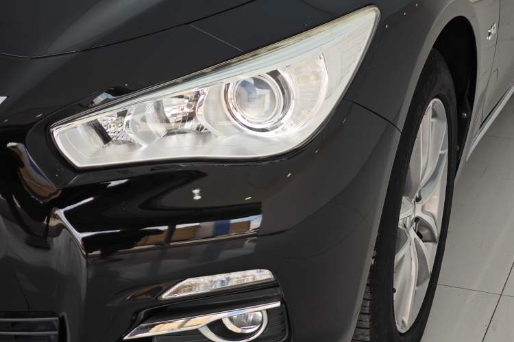 Used Infiniti Q50L 2016 2.0T Comfort Edition Exterior 6