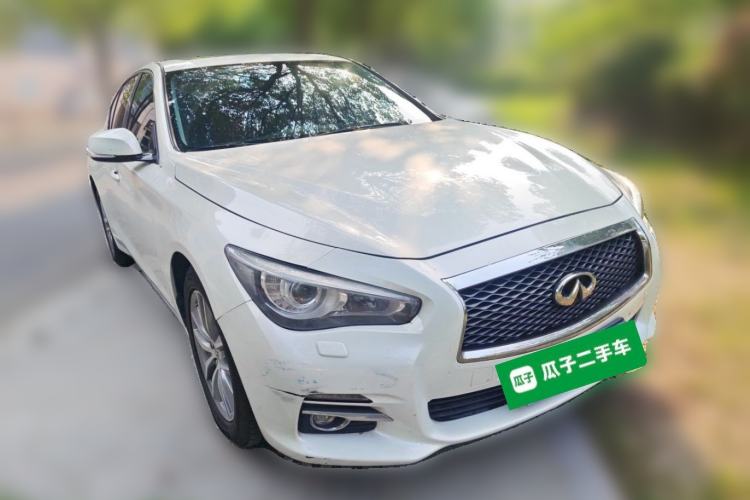 Used Infiniti Q50L 2016 2.0T Enjoyment Edition Front Right 45 Deg