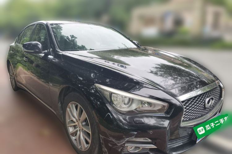 Used Infiniti Q50L 2016 2.0T Enjoyment Edition Front Right 45 Deg