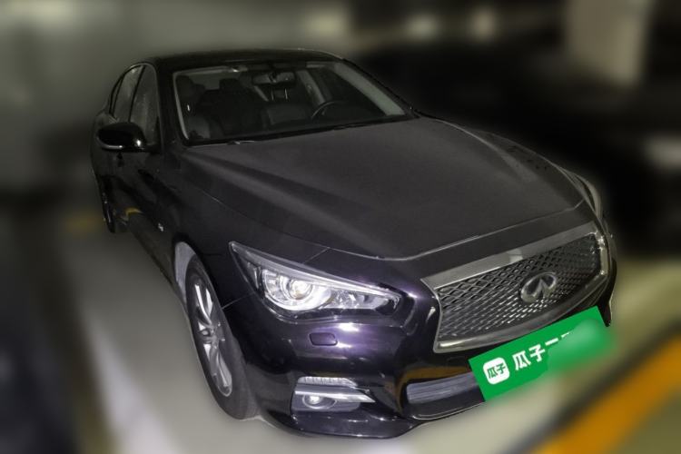 Used Infiniti Q50L 2016 2.0T Enjoyment Edition Front Right 45 Deg