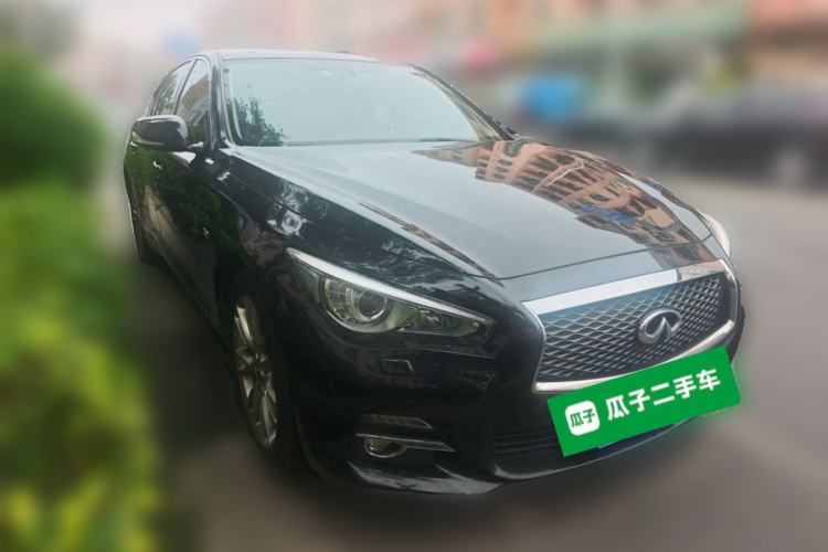 Used Infiniti Q50L 2016 2.0T Enjoyment Edition Front Right 45 Deg