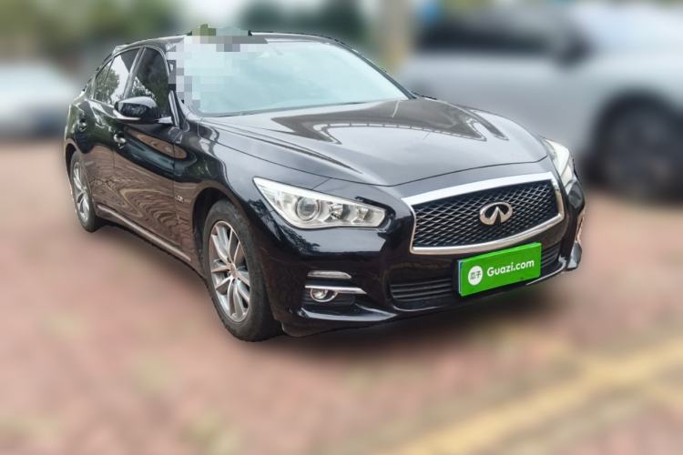 Used Infiniti Q50L 2016 2.0T Comfort Edition Front Right 45 Deg