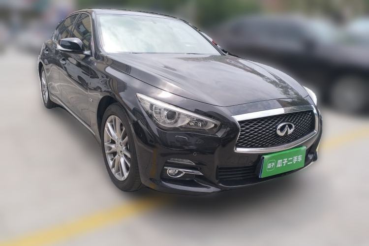 Used Infiniti Q50L 2016 2.0T Ambition Edition Front Right 45 Deg