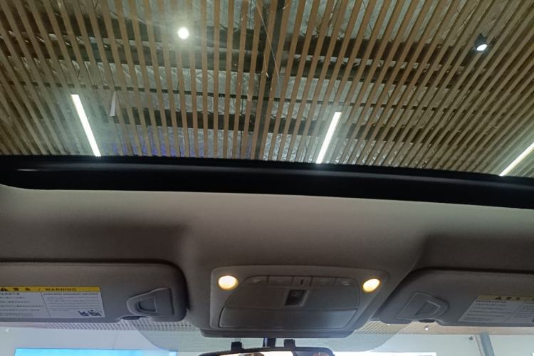 Used Infiniti Q50L 2016 2.0T Enjoyment Edition Headliner