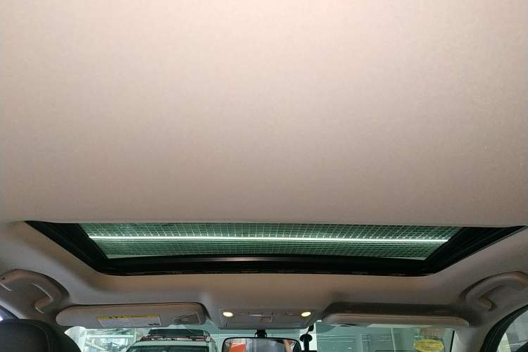 Used Infiniti Q50L 2016 2.0T Comfort Edition Headliner