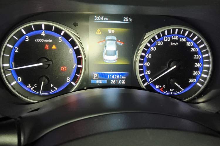 Used Infiniti Q50L 2016 2.0T Enjoyment Edition Instrument Cluster
