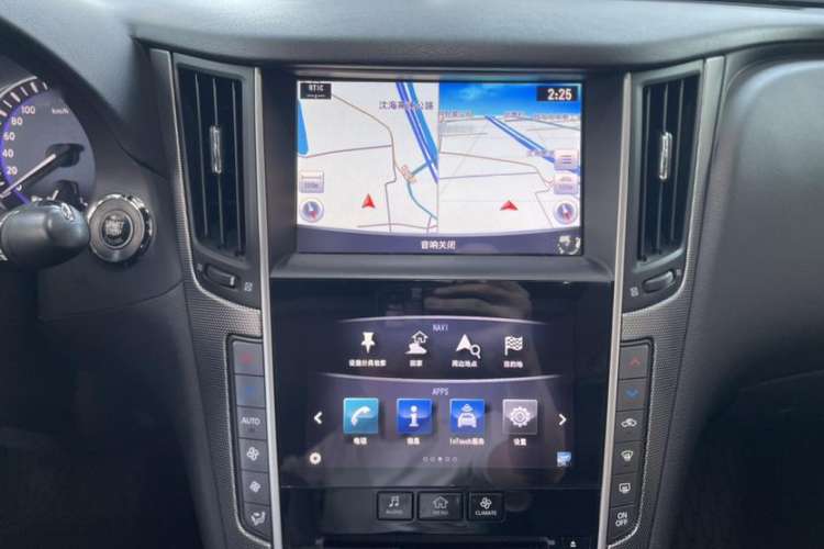 Used Infiniti Q50L 2016 2.0T Enjoyment Edition Interior 4