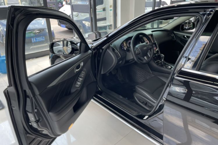 Used Infiniti Q50L 2016 2.0T Enjoyment Edition Interior 8