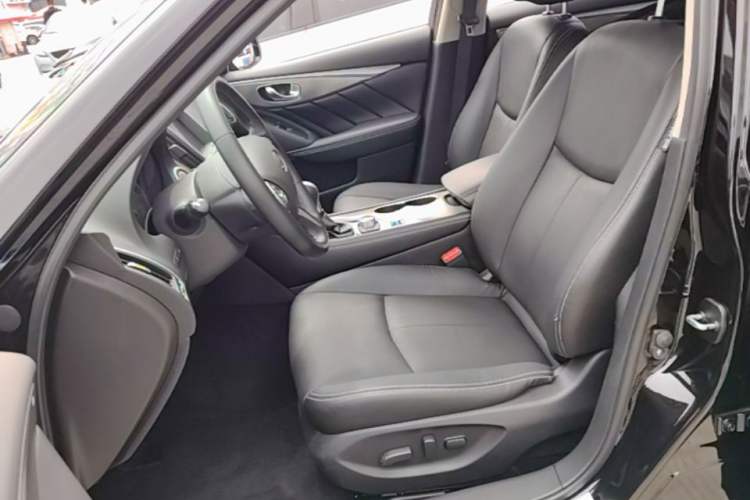 Used Infiniti Q50L 2016 2.0T Enjoyment Edition Left Front Seat