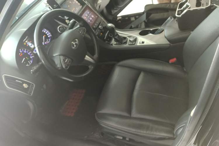 Used Infiniti Q50L 2016 2.0T Ambition Edition Left Front Seat