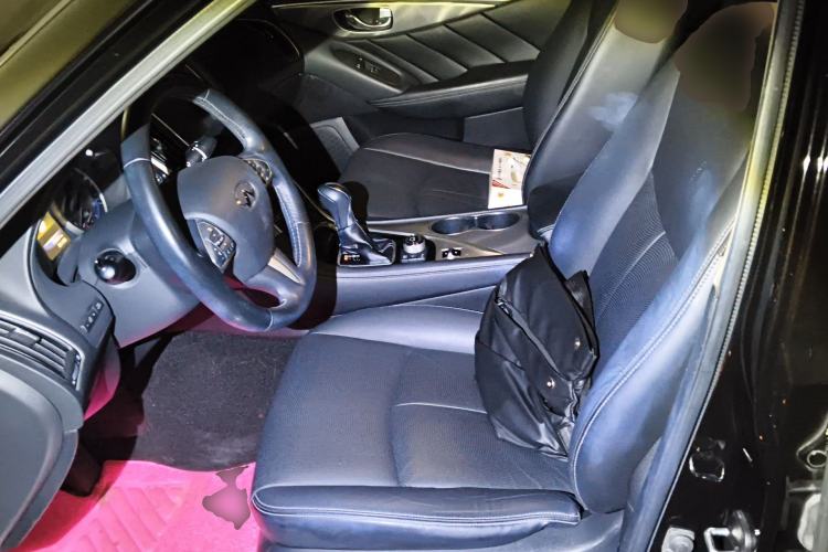 Used Infiniti Q50L 2016 2.0T Enjoyment Edition Left Front Seat