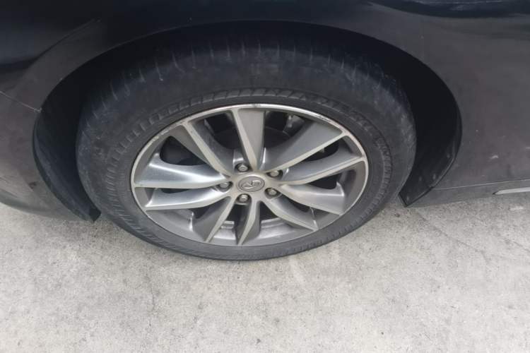 Used Infiniti Q50L 2016 2.0T Enjoyment Edition Left Front Wheel Hub
