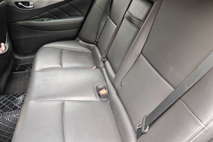 Used Infiniti Q50L 2016 2.0T Enjoyment Edition Left Rear Seat