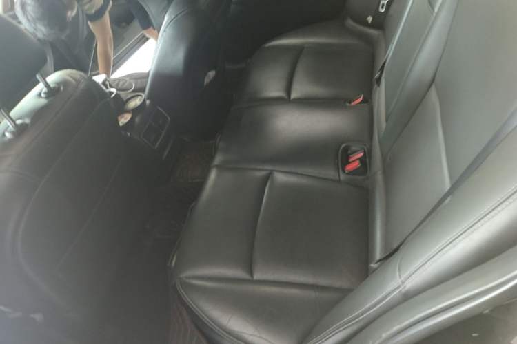 Used Infiniti Q50L 2016 2.0T Ambition Edition Left Rear Seat