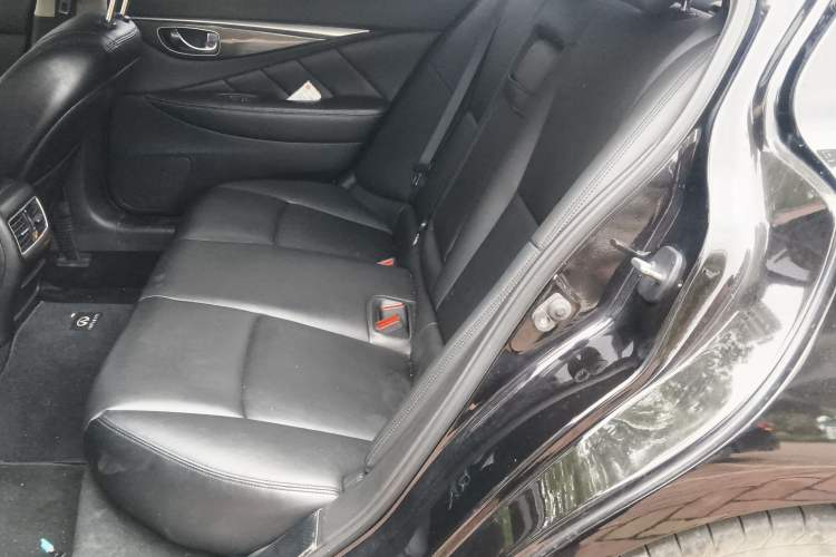 Used Infiniti Q50L 2016 2.0T Comfort Edition Left Rear Seat