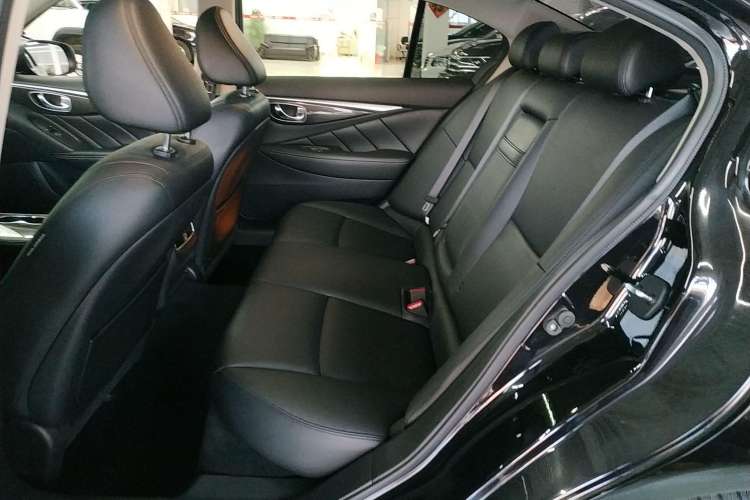 Used Infiniti Q50L 2016 2.0T Comfort Edition Left Rear Seat