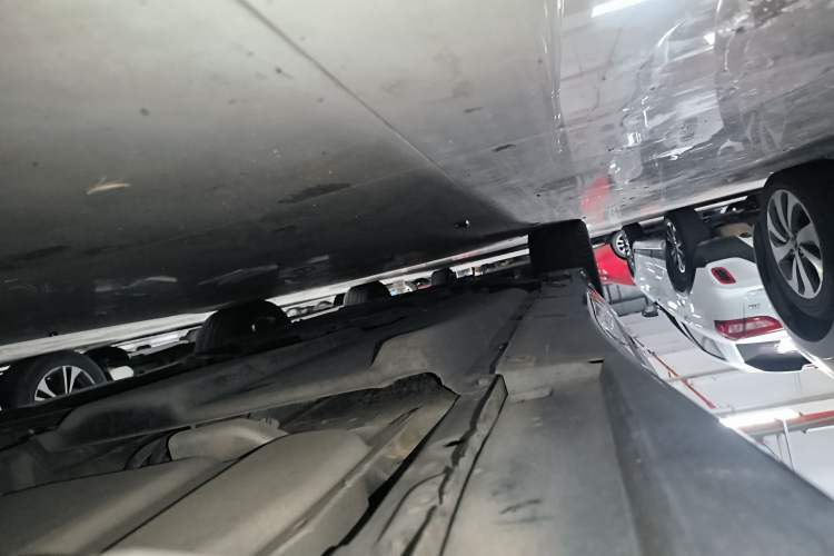 Used Infiniti Q50L 2016 2.0T Comfort Edition Left Side Sill