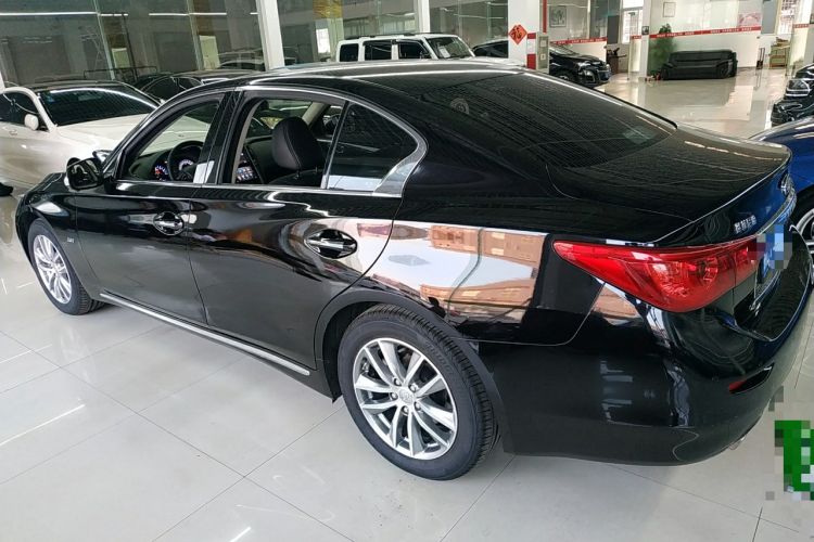 Used Infiniti Q50L 2016 2.0T Comfort Edition Left Side