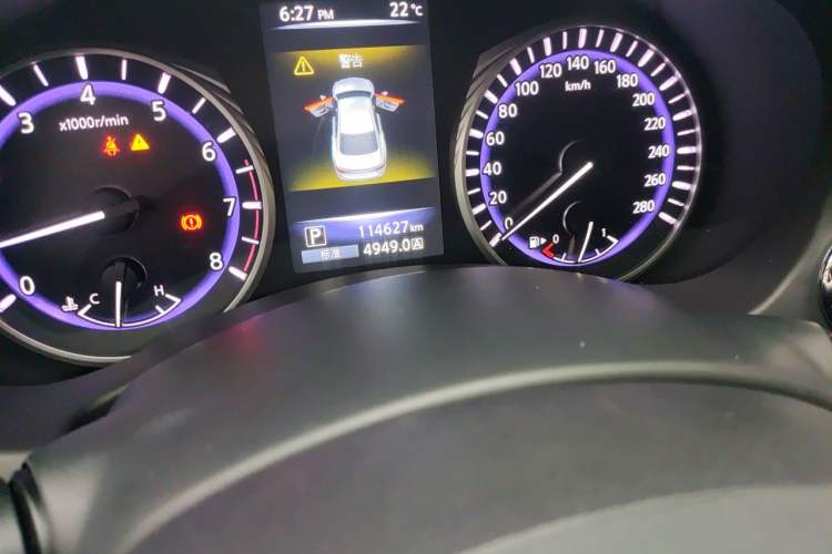 Used Infiniti Q50L 2016 2.0T Enjoyment Edition Odometer Close Up