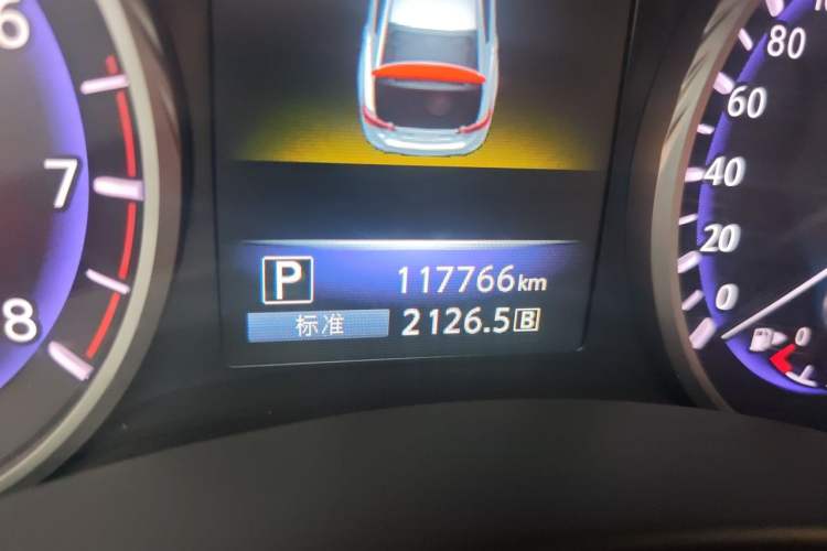 Used Infiniti Q50L 2016 2.0T Enjoyment Edition Odometer Close Up