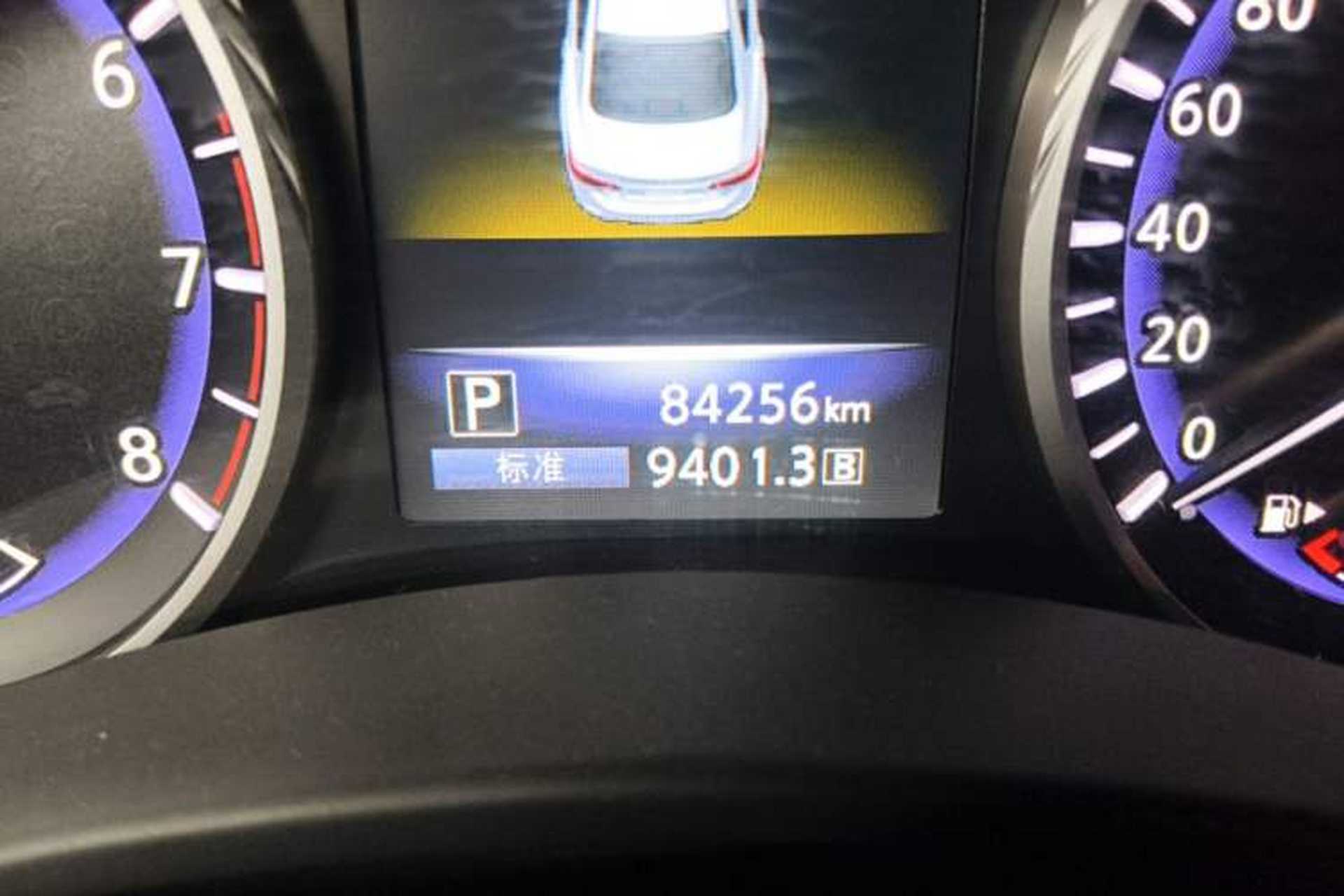Used Infiniti Q50L 2016 2.0T Ambition Edition Odometer Close Up