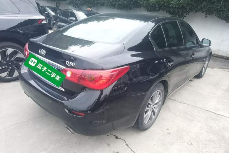 Used Infiniti Q50L 2016 2.0T Enjoyment Edition Rear Right 45 Deg