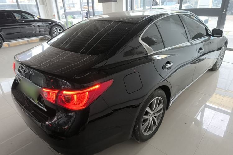 Used Infiniti Q50L 2016 2.0T Enjoyment Edition Rear Right 45 Deg