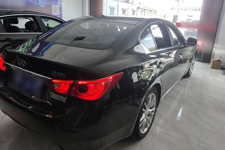 Used Infiniti Q50L 2016 2.0T Ambition Edition Rear Right 45 Deg
