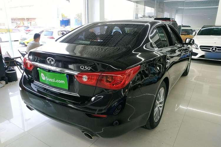 Used Infiniti Q50L 2016 2.0T Comfort Edition Rear Right 45 Deg