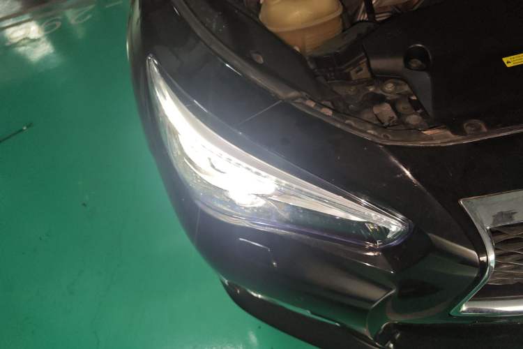 Used Infiniti Q50L 2016 2.0T Comfort Edition Right Front Headlight