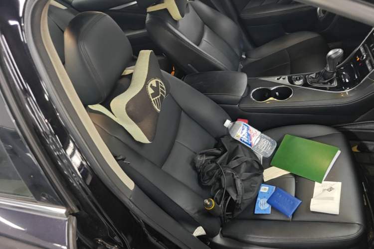 Used Infiniti Q50L 2016 2.0T Comfort Edition Right Front Seat
