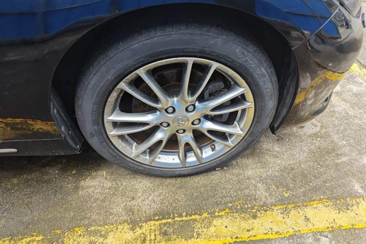 Used Infiniti Q50L 2016 2.0T Enjoyment Edition Right Front Wheel Hub