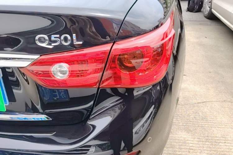 Used Infiniti Q50L 2016 2.0T Enjoyment Edition Right Rear Taillight