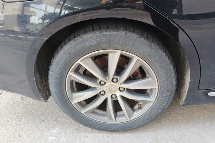 Used Infiniti Q50L 2016 2.0T Enjoyment Edition Right Rear Wheel Hub