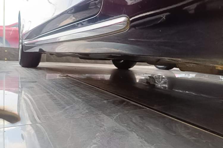 Used Infiniti Q50L 2016 2.0T Enjoyment Edition Right Side Sill