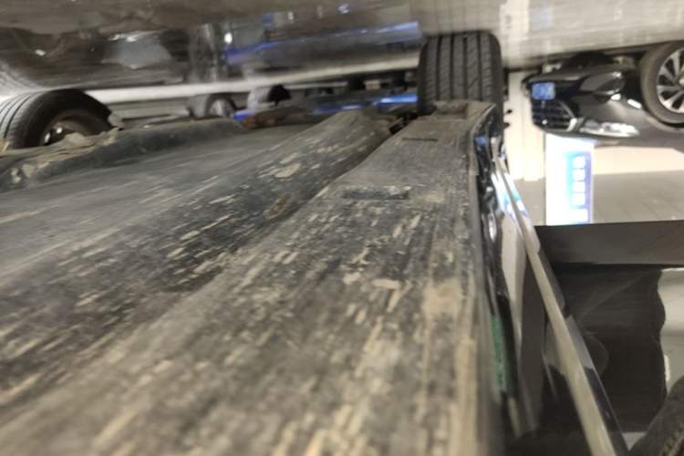Used Infiniti Q50L 2016 2.0T Ambition Edition Right Side Sill